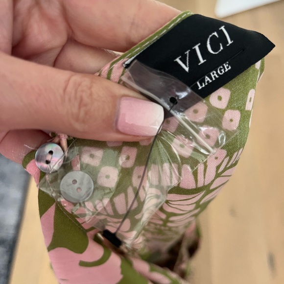 Vici Green and Pink Patterned Dress - Picture 3 of 3